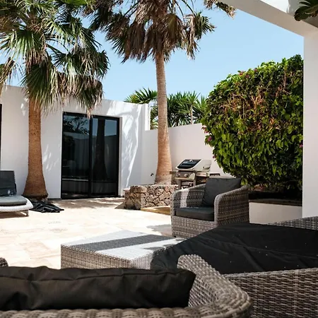 Casa Paloma With Heated Pool In El Roque Cotillo