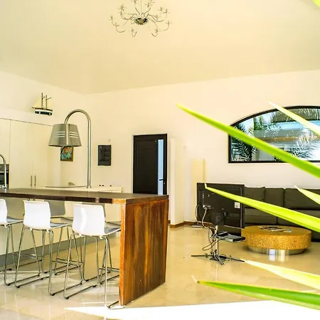 Casa Paloma With Heated Pool In El Roque Cotillo