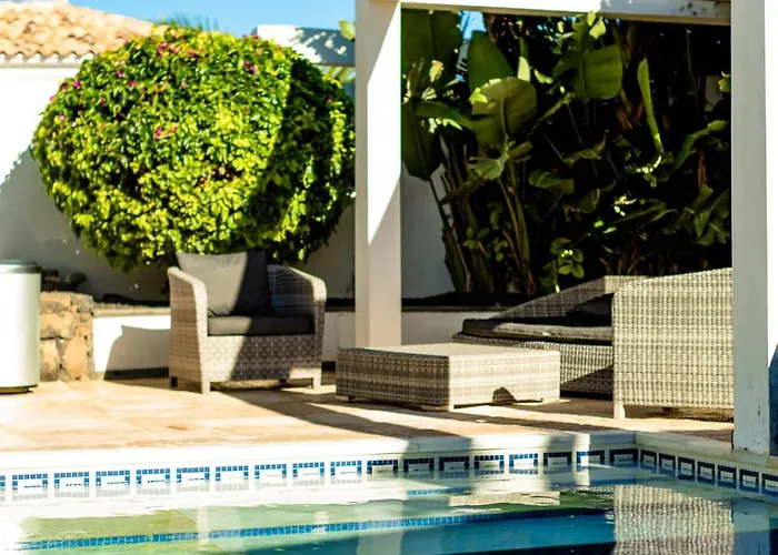 Villa Casa Paloma With Heated Pool In El Roque *